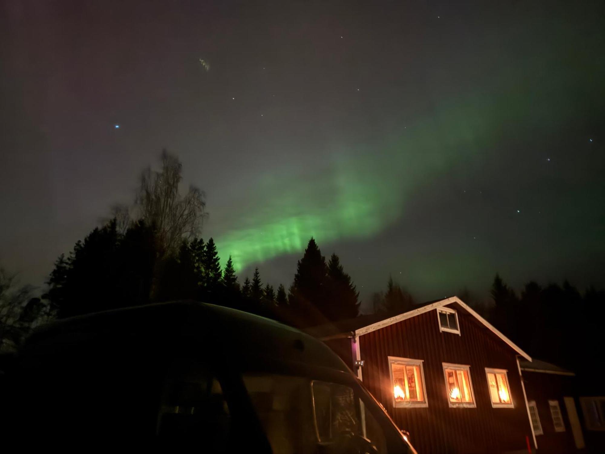 Ett Hus Med 3 Sovrum Med Supersnabba Internet Fiberanslutningen 1000Mb-100Mb I Hoeg, 7 Minuter Fran Hudiksvall Villa Exterior foto