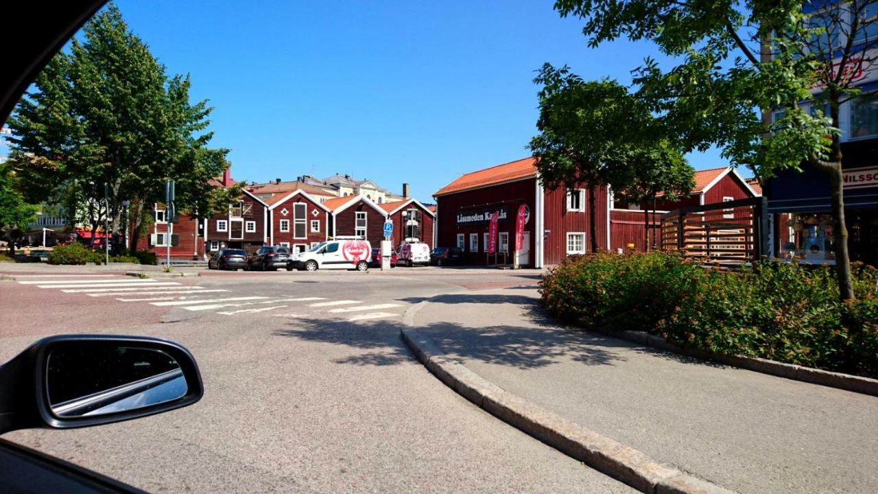 Ett Hus Med 3 Sovrum Med Supersnabba Internet Fiberanslutningen 1000Mb-100Mb I Hoeg, 7 Minuter Fran Hudiksvall Exterior foto